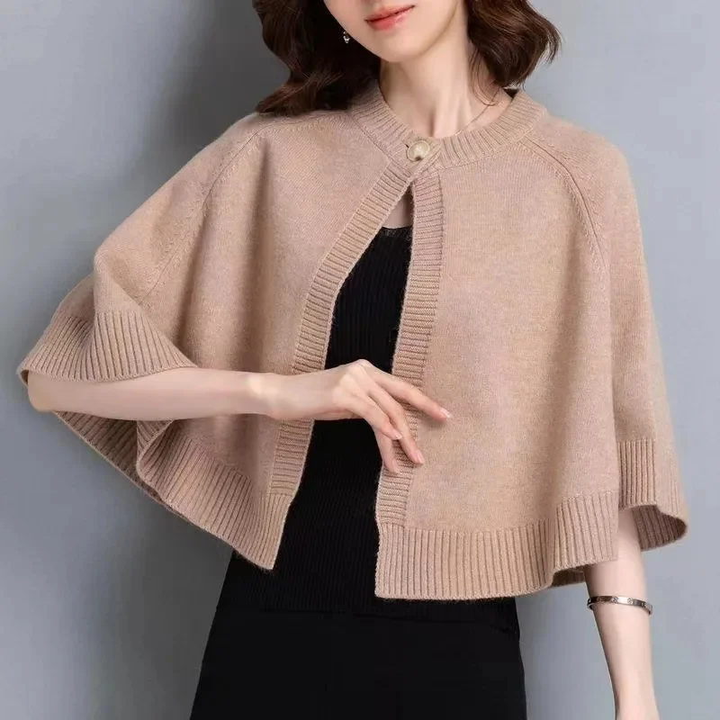 Fashion Short Knitted Cardigan Sweater Bat Shirt Cape Coat Women's New 2024 Autumn Winter Knitwear Loose Shawl Jacket Versatile