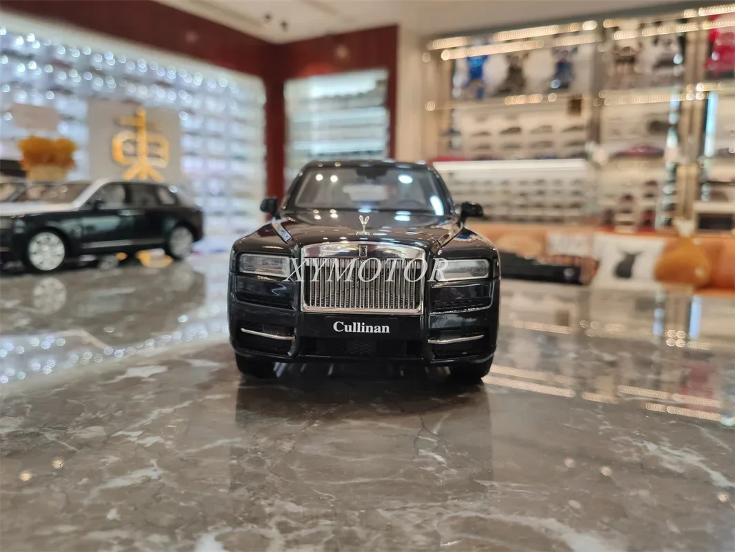 1/18 For Rolls Royce RR Cullinan Alloy Diecast Model Car Boys Girls Gifts Collection Display Ornaments Black/Black silver/Green