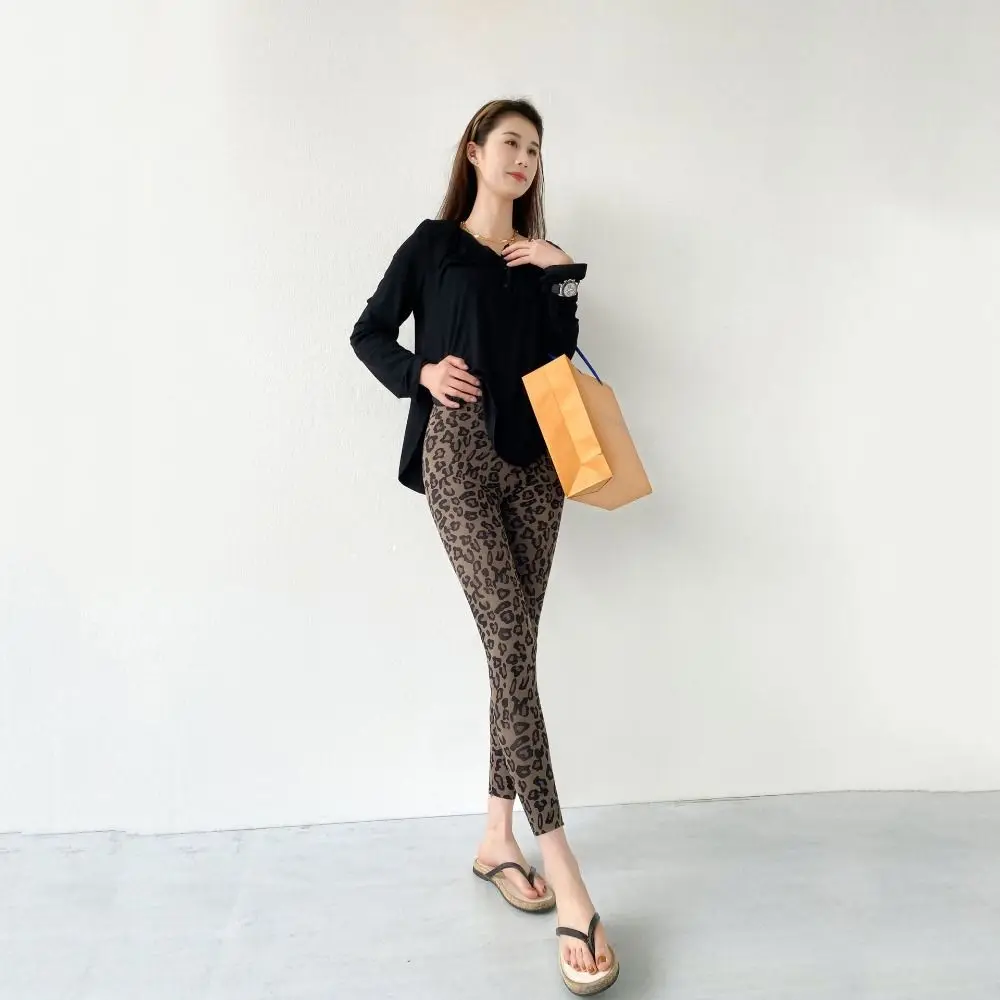 Hip Lifting Leopard Print Leggings High Elasticity Breathable Leopard Yoga Pants Cocoa Khaki Shark Pants Women