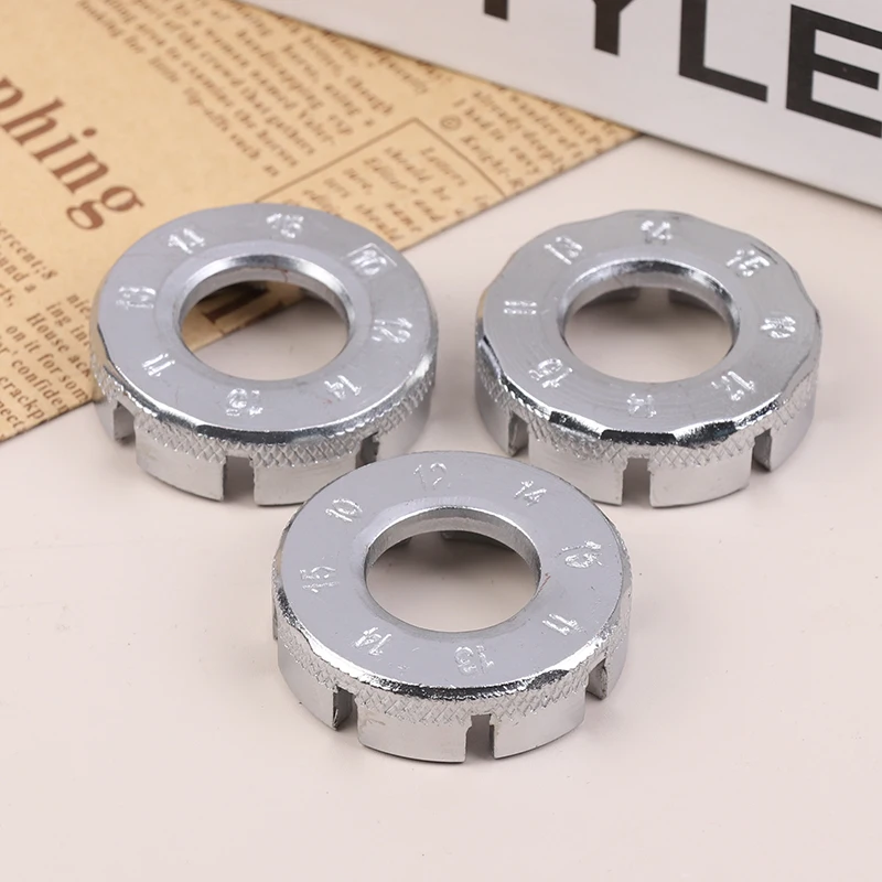 1/3pcs Chiave per cerchione bici Mini Chiave di regolazione Scanalatura a 8 vie Chiave di tensione per raggi di bicicletta Strumenti di riparazione dell'asse di demolizione della bici