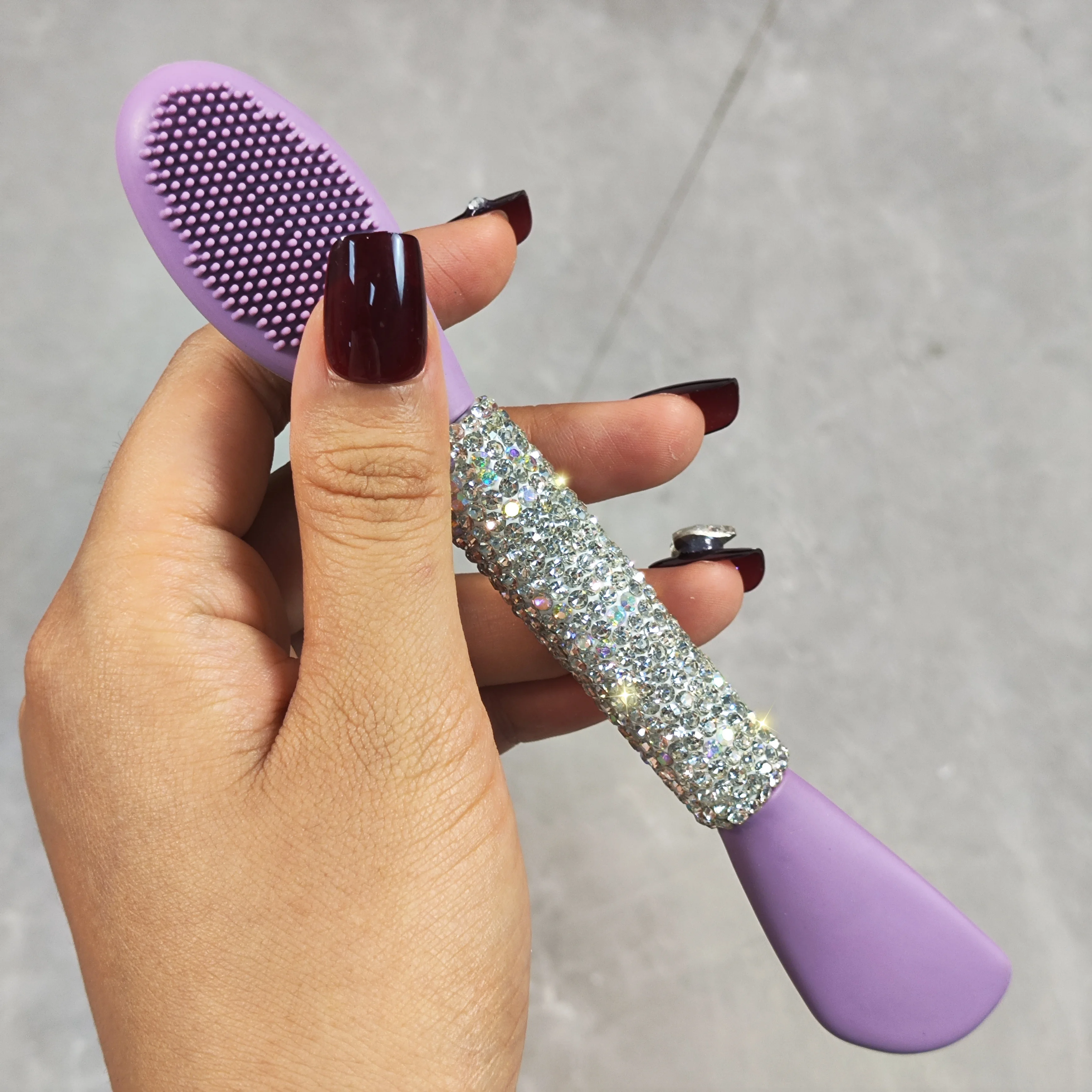 Advanced Facial mask Silicone brush Artificial diamond-inset scraper brush 2-in-1 Facial cleaning mud film mask brush