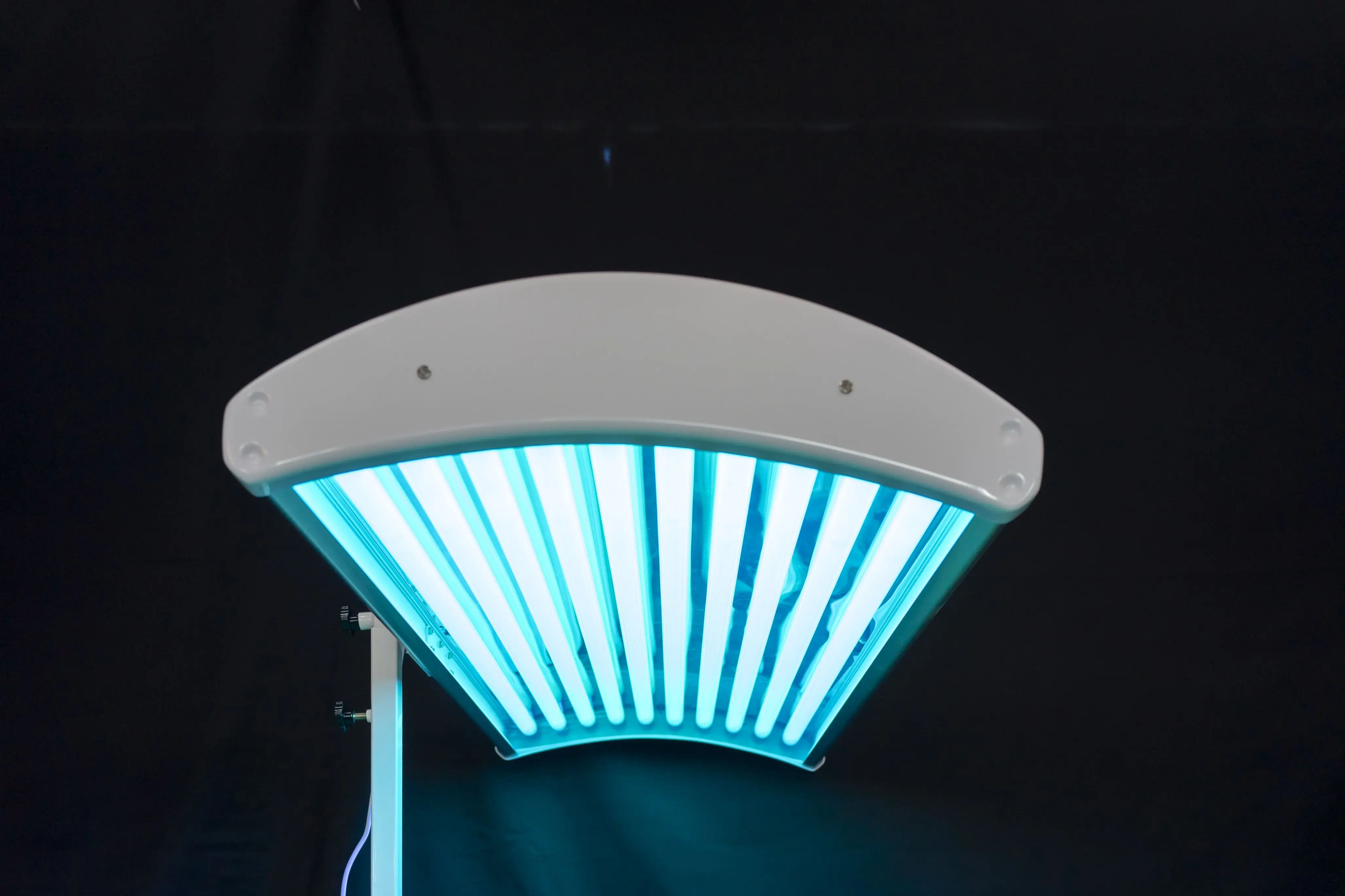 2026 Stand 360 Body Beauty UV light Machine Skin beauty Device UVA and UVB Solarium tanning machine