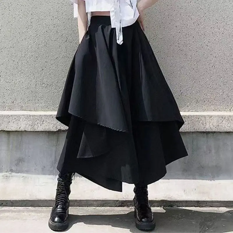 

Half length skirt for women in summer 2024, new Instagram design, black slimming and elastic high waisted mid length skirt, Kui