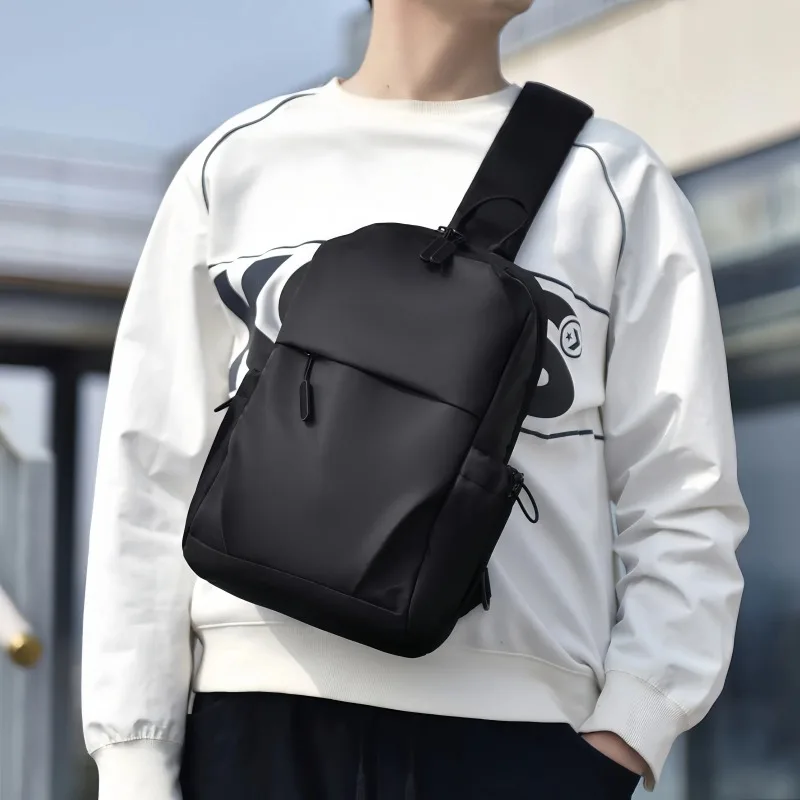 

Men's Chest Sling Bag, Fashion Chest Bags, Lightweight Nylon Crossbody Pack for Daily & Outdoor Use