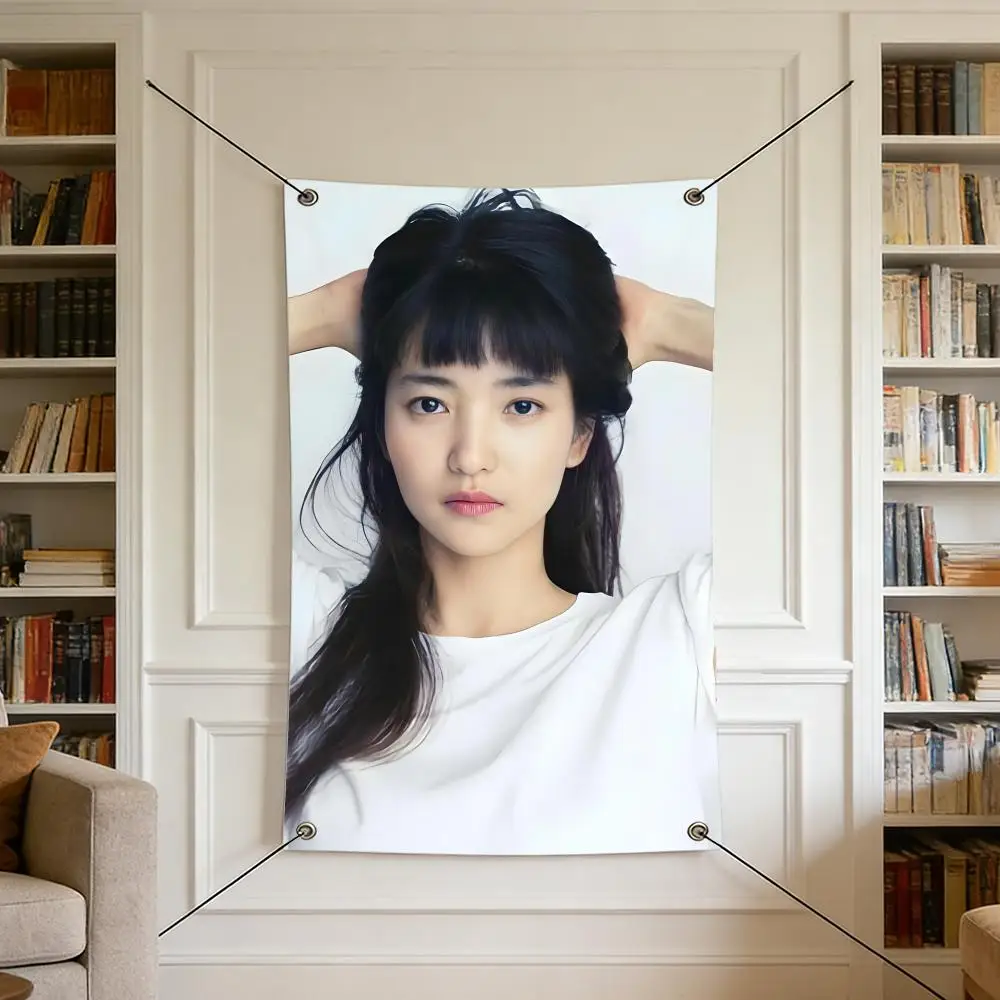 Celebrity K-Kim Tae…