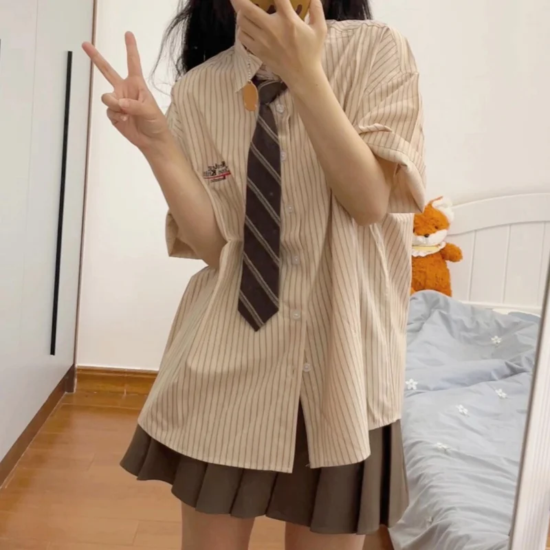 Unisex Preppy Necktie Shirts Japanese Khaki Striped Short Sleeved Blouses Summer Loose Oversized Women Y2k E-Girl Blusas Mujer