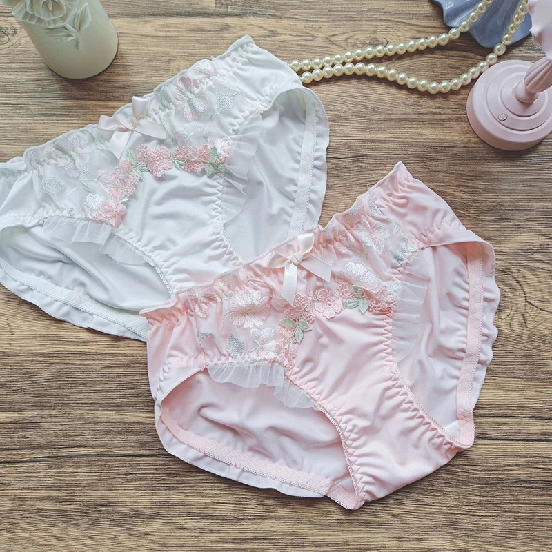 Exquisite Embroidery Flowers Women's Milk Silk Underwear Cute Lovely Sweety Princess Style Panties Breathable Elasticity Breifs