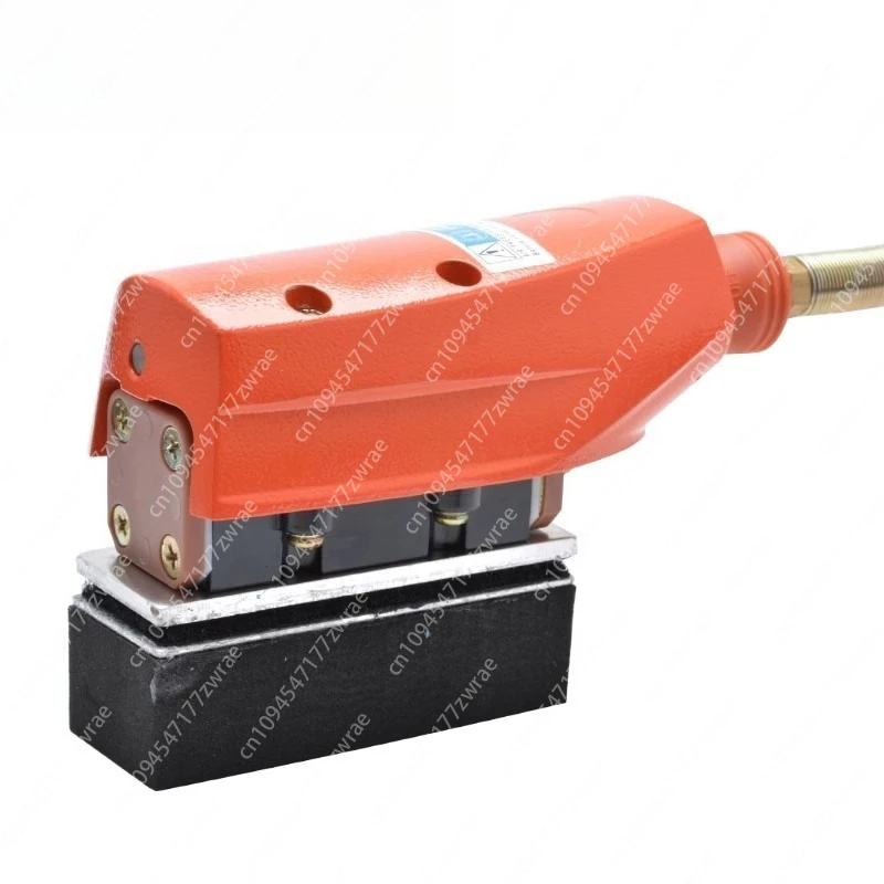 Pneumatic Track San…