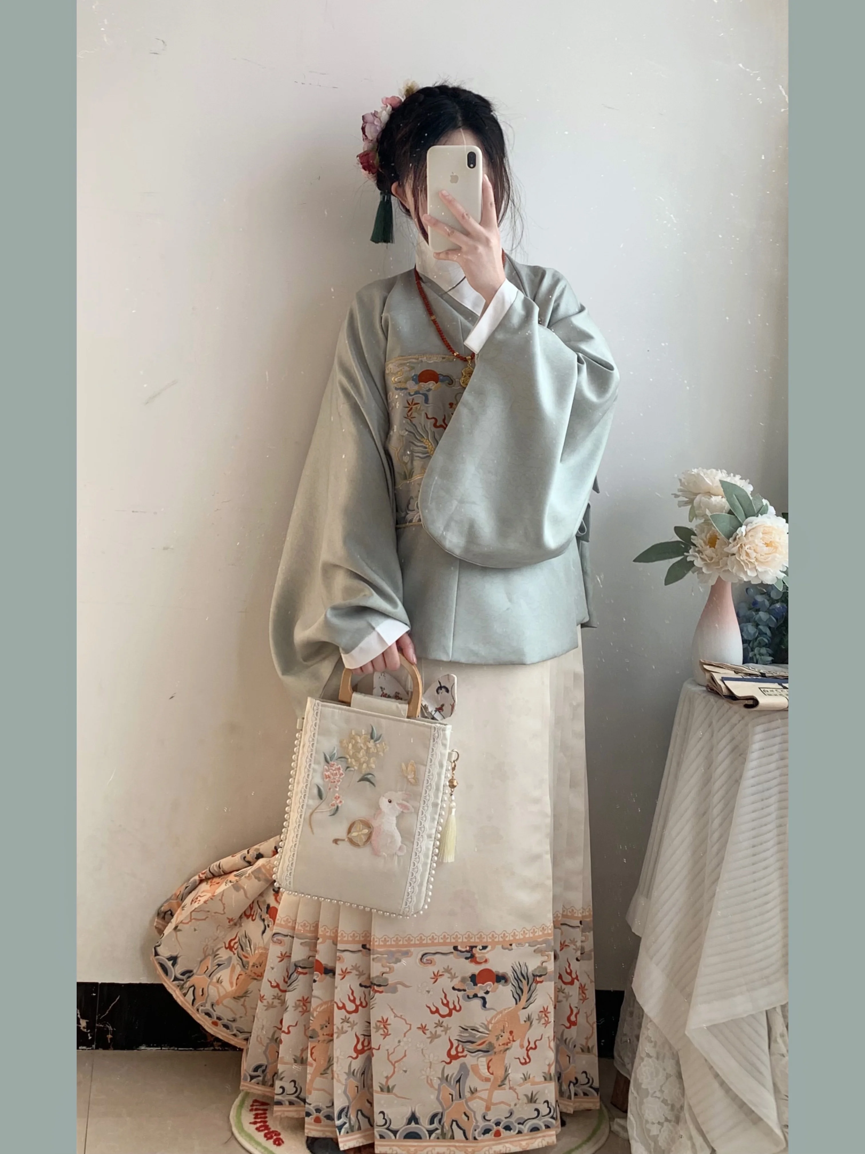 Hanfu-falda de cuello redondo para mujer, falda de manga Pipa de la Dynasty Ming Mian 2023, año Lunar chino del conejo