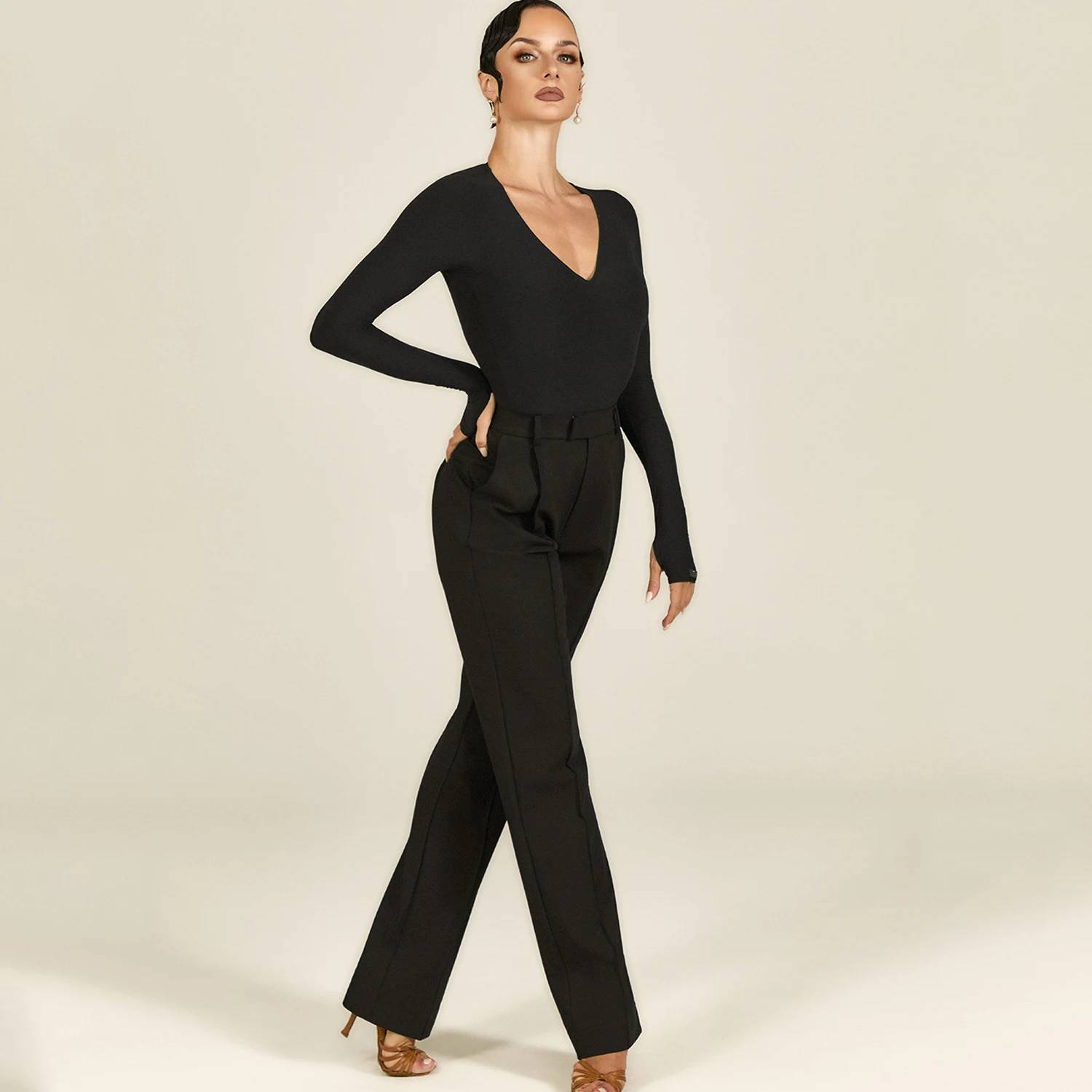 2025 الشتاء اللاتينية أزياء رقص للنساء طويلة الأكمام الخامس الرقبة تشاتشا تانجو السامبا الرقص سيدة ممارسة ملابس تدريب DQL12018 #3