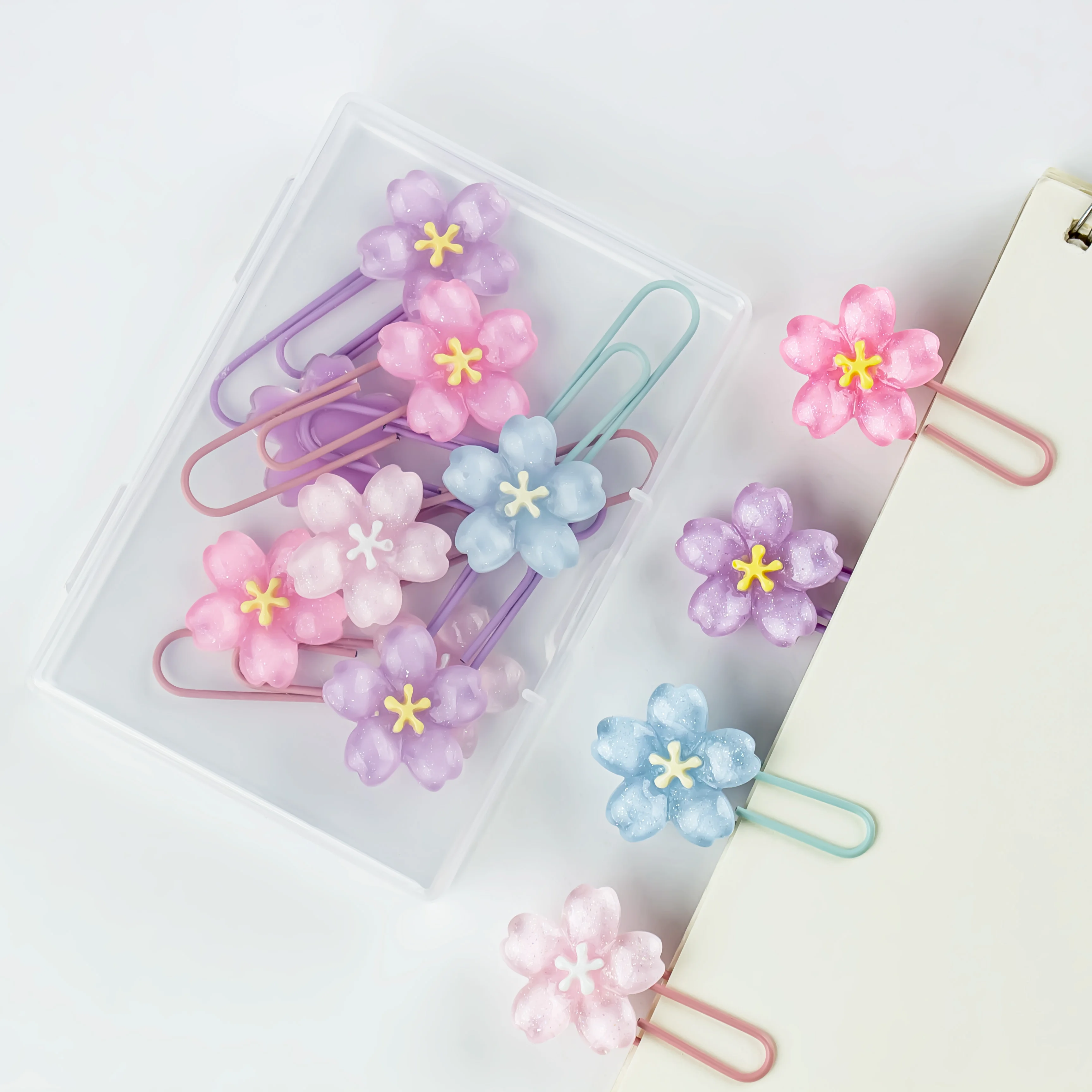 6/12PCS Flower Paper Clips Cute Office Stationery For Document Marking Bookmark Holders Desk Organization Office School Supplies view 2
