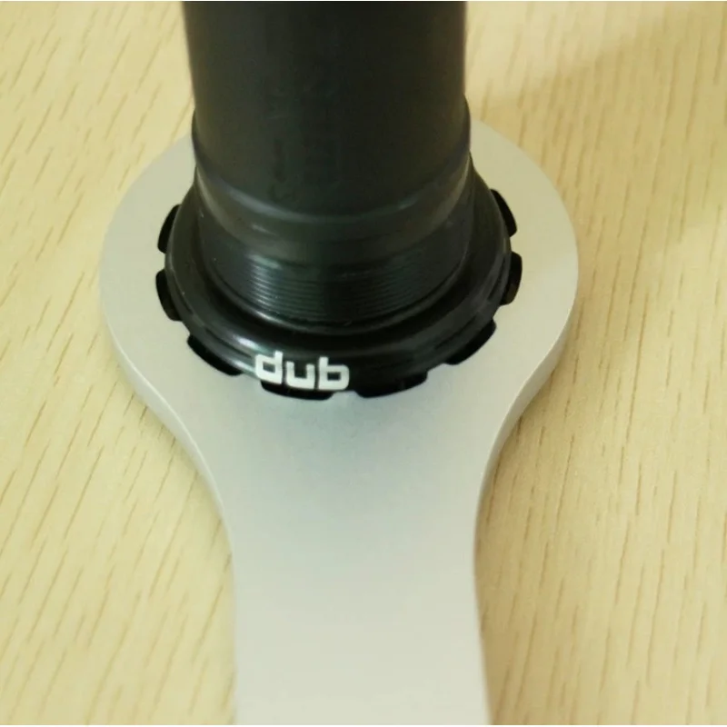 For DUB Bottom Bracket Tool BBT79 Thread-in Wrench 7075 Aluminum Alloy High Strength Installation Tool for Bicycle BB Removal In