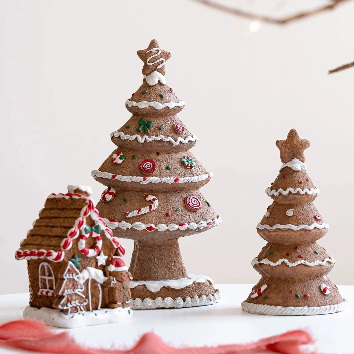 ثلاثية الأبعاد ستيريو الزنجبيل شجرة عيد الميلاد الراتنج الحرفية الزنجبيل تصميم المنزل منضدية الرف عيد الميلاد المشهد حلية ديكور هدية