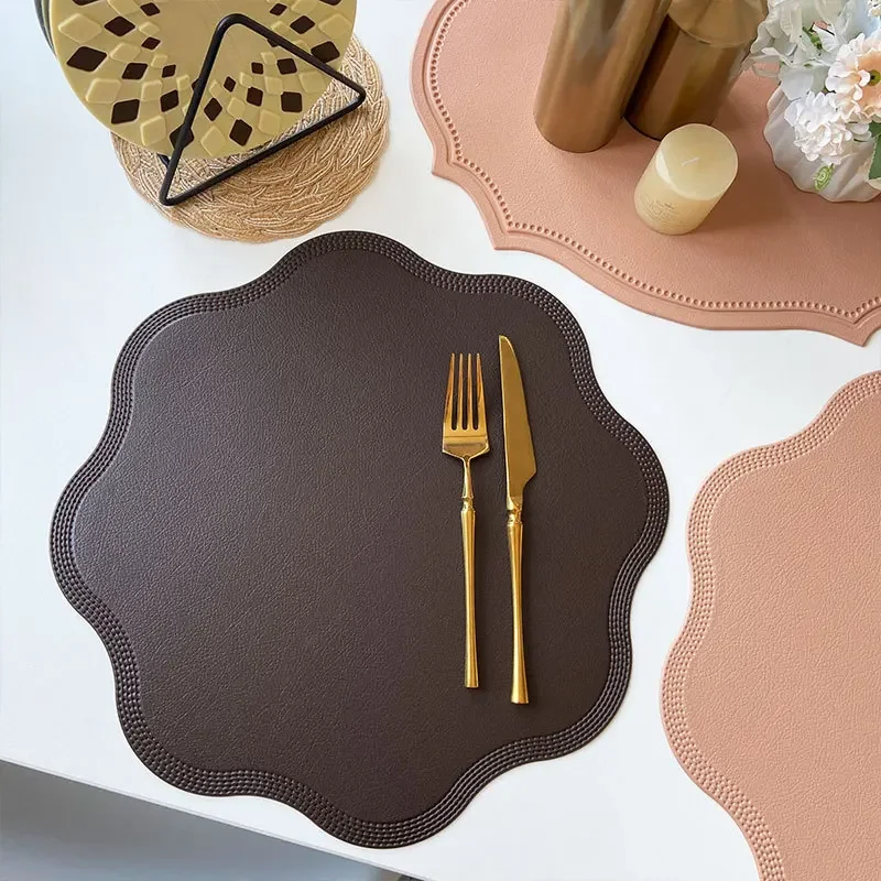 Faux Leather Pvc Flower Placemat Waterproof Western Tableware Mat for Holiday Party Heat Insulation Round Embossed Cup Coasters
