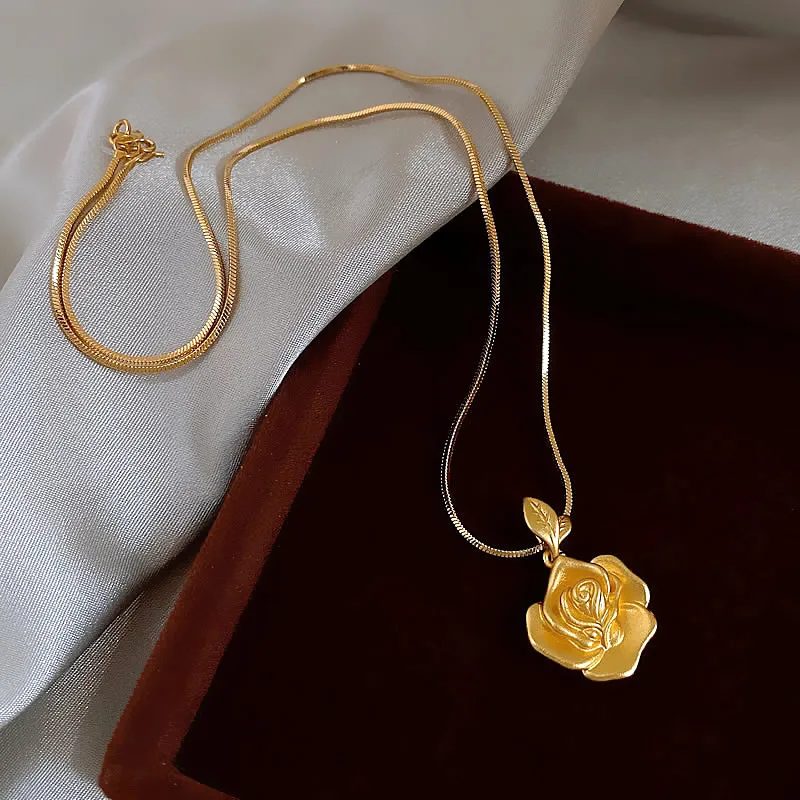 Licht Luxus Matt Gold Farbe Rose Blume Anhänger Halskette Für 2024 frauen Sexy Schlüsselbein Kette Mode Zubehör Schmuck – Detail 5