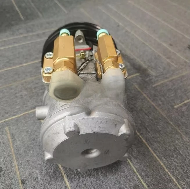 Brand New Double Belt J08C 12mm Pulley Air Condition Compressor 447220-1031 for Hino Bus J08C Engine