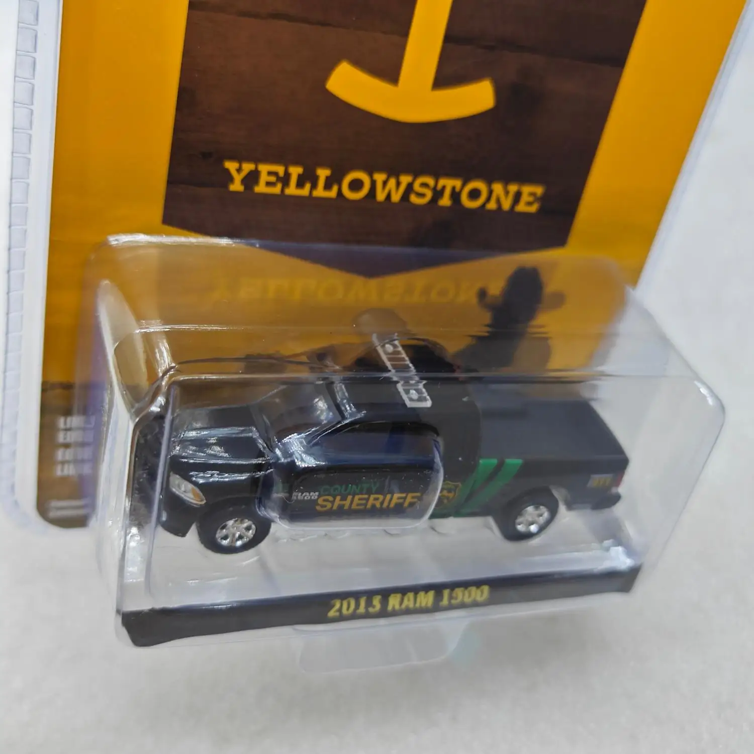 Greenlight 1:64 Yellowstone 2013 Ram Alloy car model high detail children's collector's gift decoration ornament gift