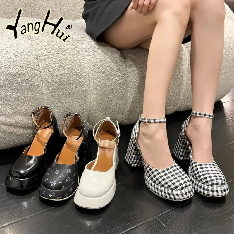 Vintage Print Mary Jane Shoes Women\'s 2023 Summer New Fashion Square Toe Thick Heel Vintage High Heel Sandals Single Pumps