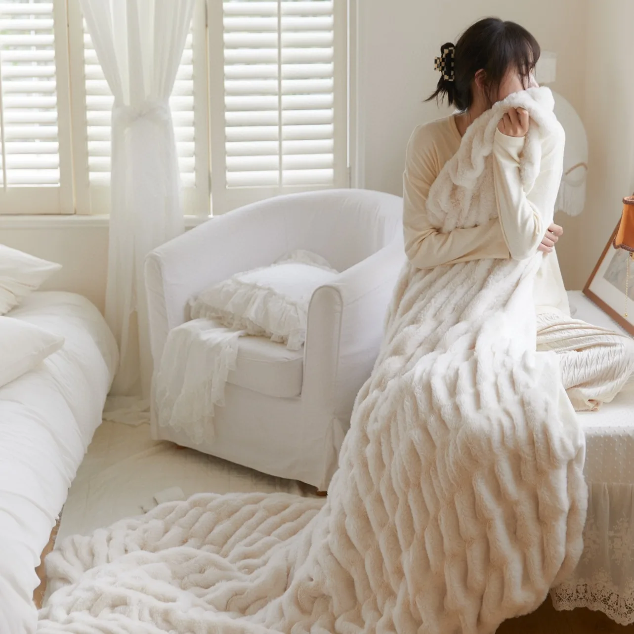 

Luxury Winter Faux Rabbit Fur Blanket Soft Thicker Warmth Sofa Throw Blanket High Grade Home Comfortable Warm Blankets for Beds