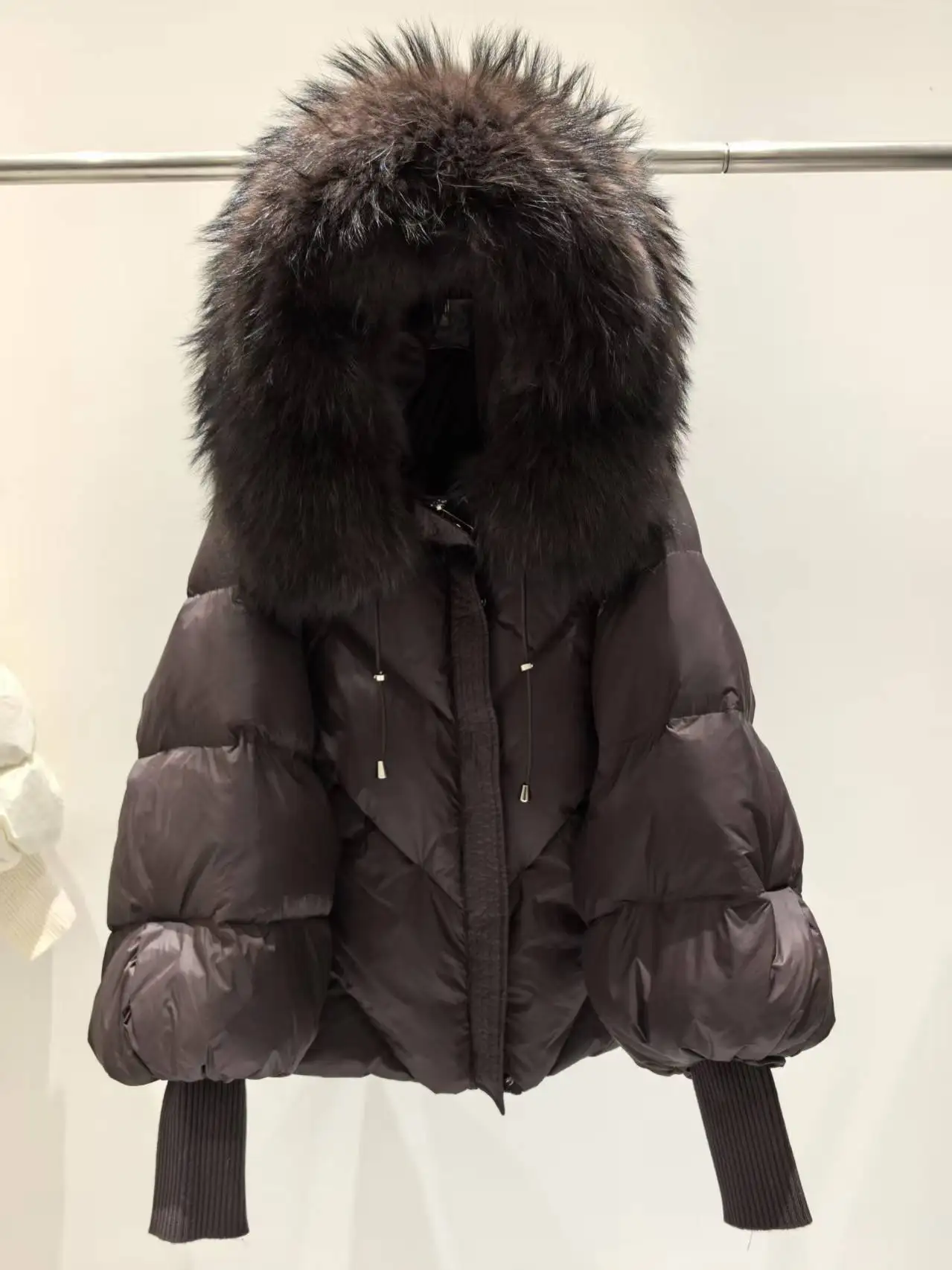 Winter Hooded Natural Large Fur Collar Down Jacket Women Short White Duck Down Outwear Female Lantern Sleeve Warm Quilted Jacket