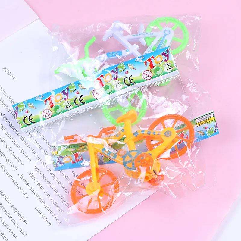 Bicyclette à nervures en plastique pour enfant, jouets créatifs et colorés, simulation de voiture, mini dessin animé, à inertie, pour enfance, 5 pièces