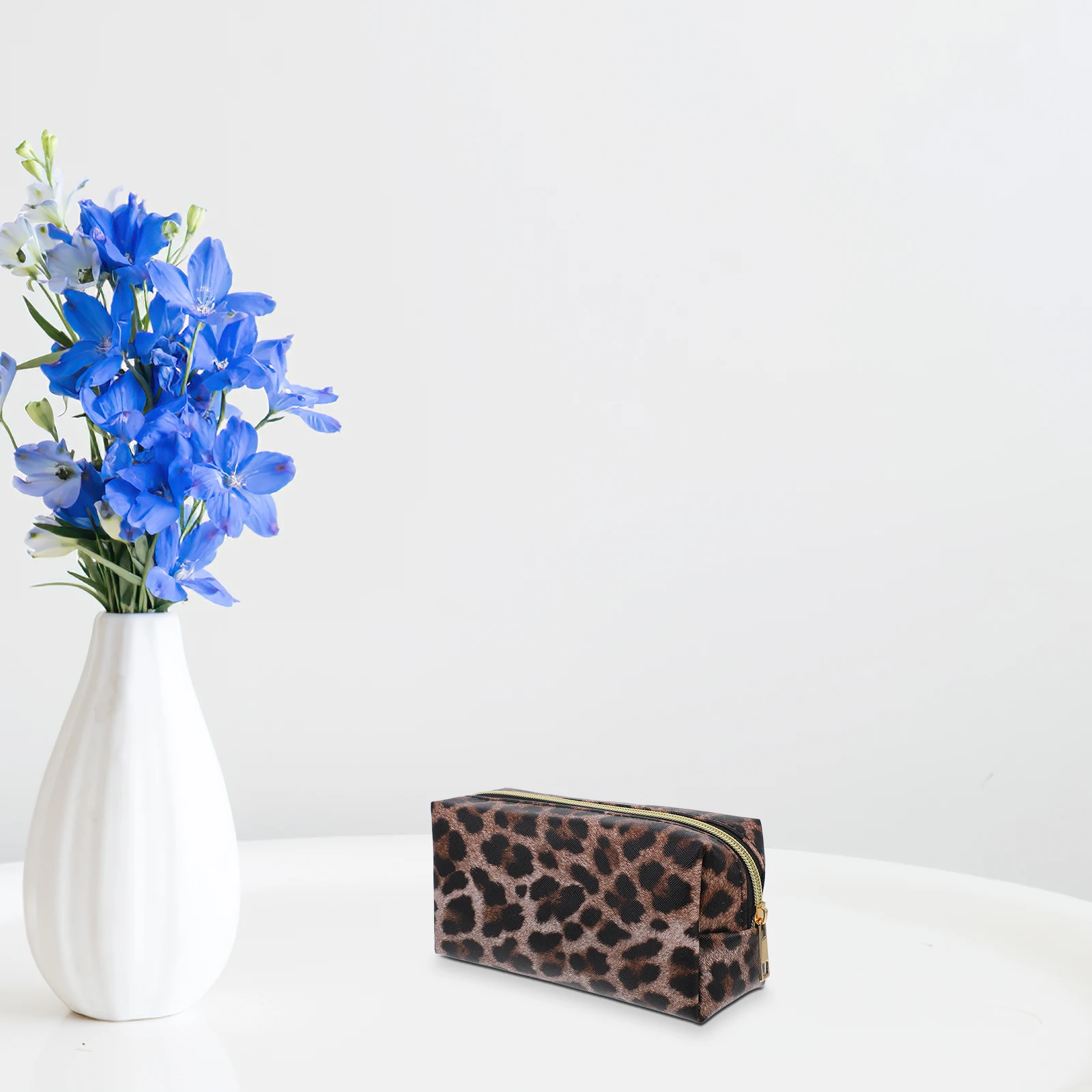 

Bag Clutch Makeup Toiletry Portable Cosmetics Toiletries Fashion Travel Miss