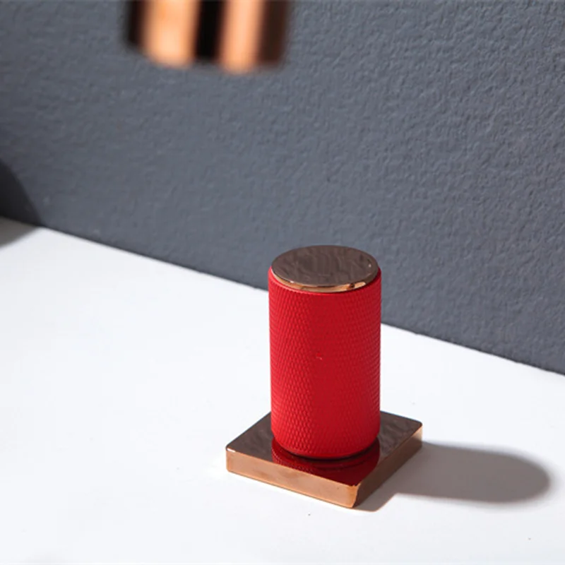 Lightweight Color Combination Design Hot & Cold Mixer Washbasin Faucets Bathroom Decorating Accessories Double Switch Metal Taps