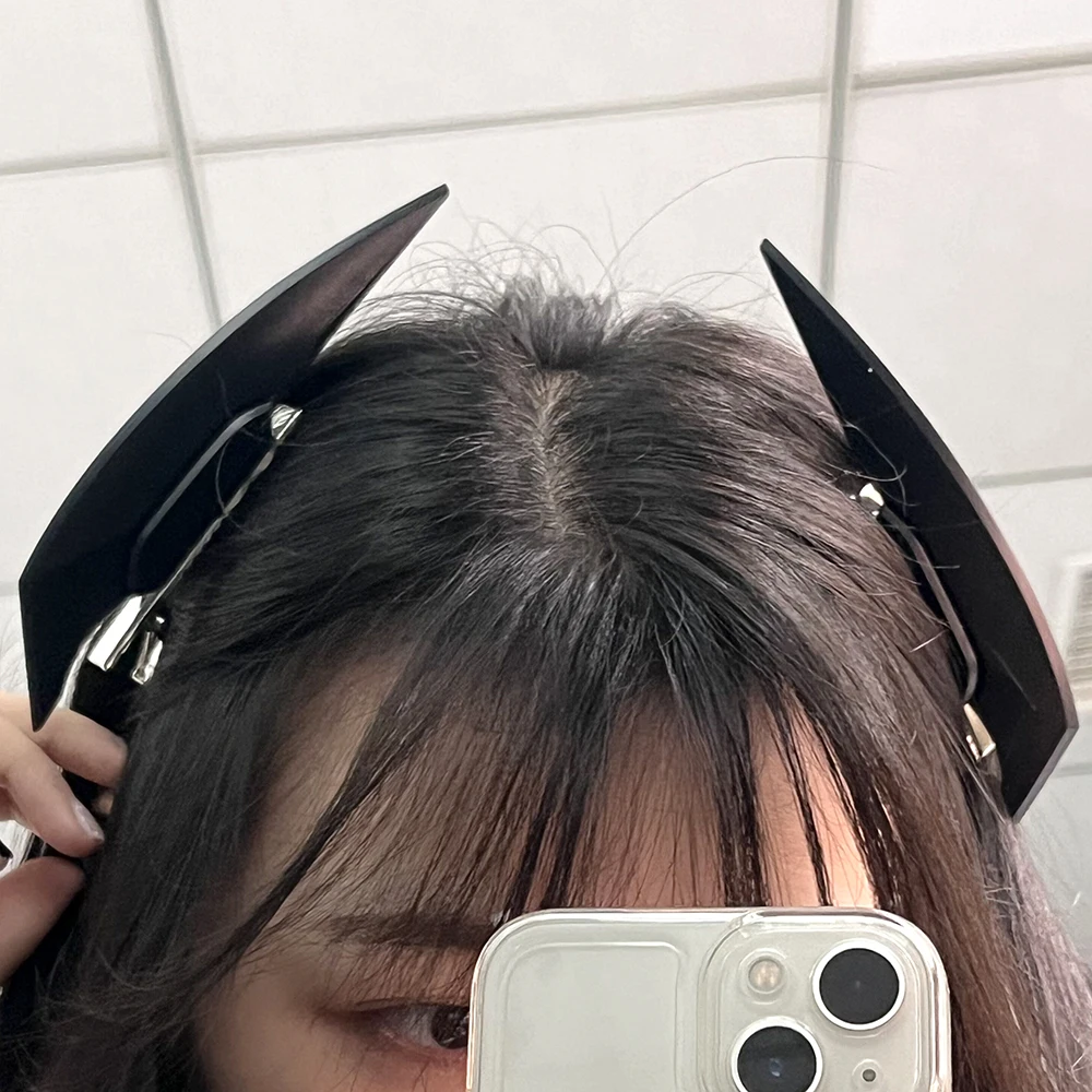 Pinza para el pelo Cyberpunk de Anime Lolita para mujer, horquilla gótica mecánica del diablo, accesorios para el cabello fiesta de Carnaval y