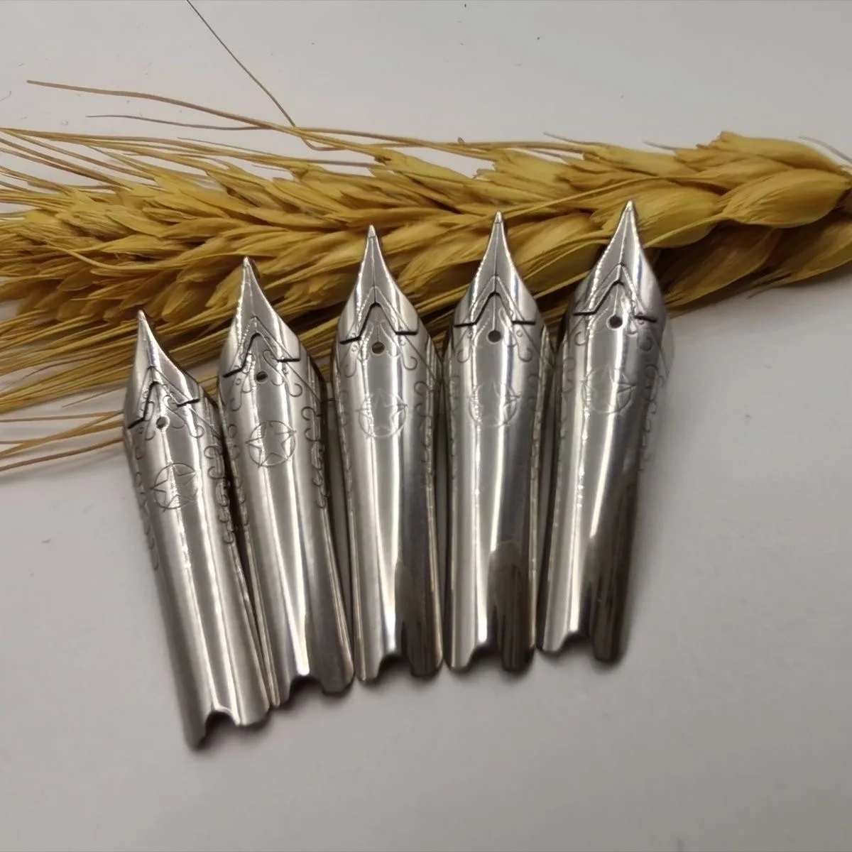 Accessories Latest Three layer Armor No.6 Long Knife Grinding Pen Tip Hand Polishing Pen Replacement Parts Smooth Writing Office