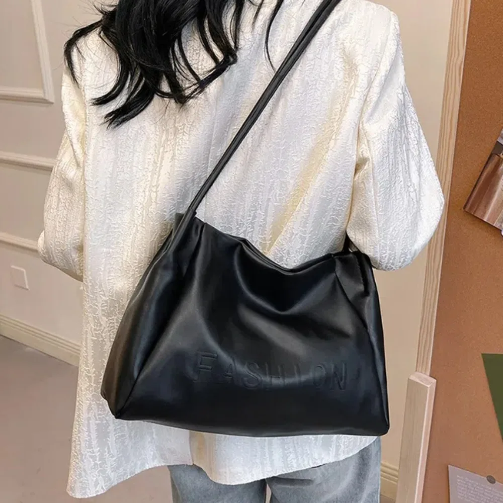 

Solid Color PU Shoulder Bag Magnetic Buckle Korean Style Letter Embossing Bag Luxury Large Capacity Texture Underarm Bag Daily