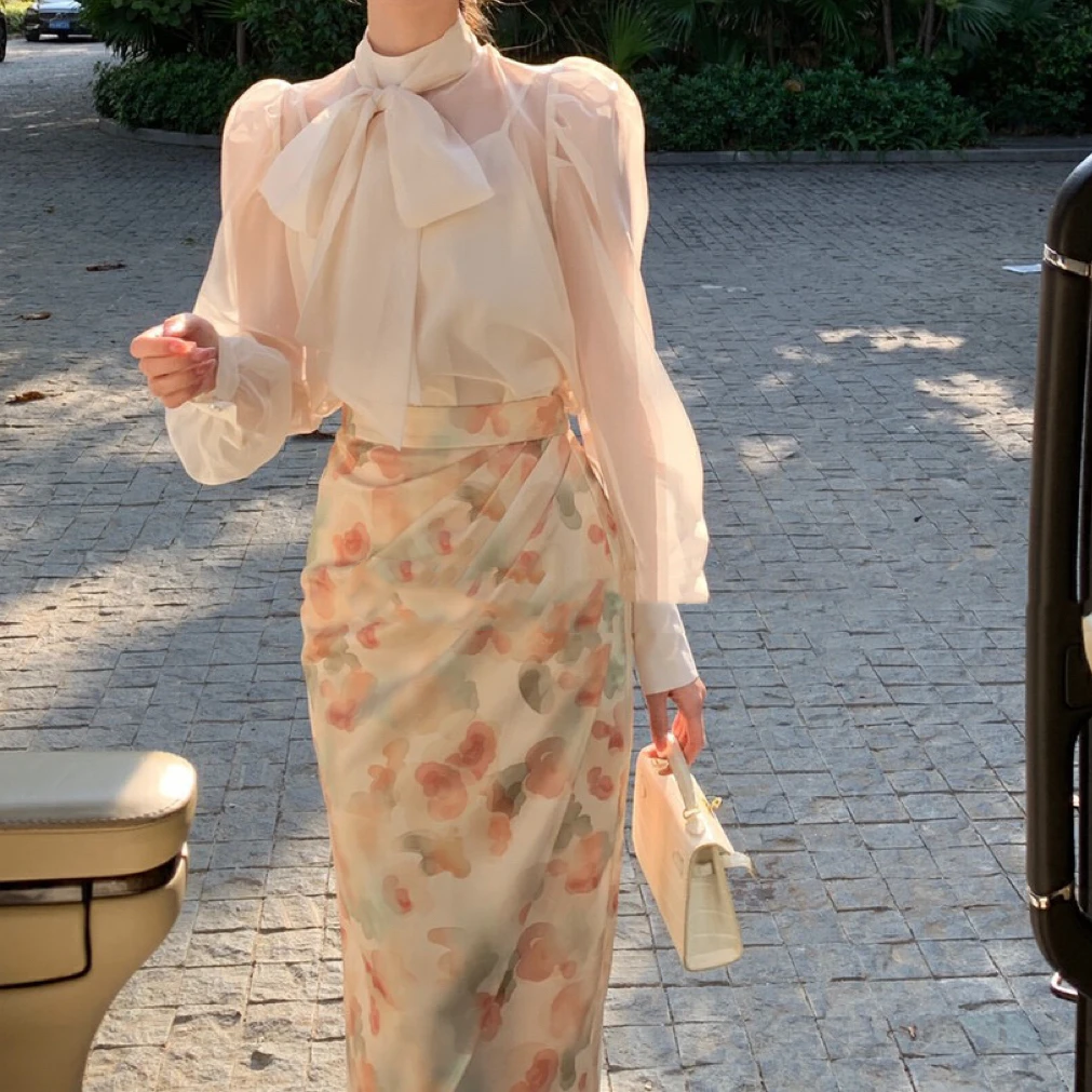 

Женская асимметричная плиссированная юбка с высокой талией из шелка с принтом, весна 2023, модная, с разрезом