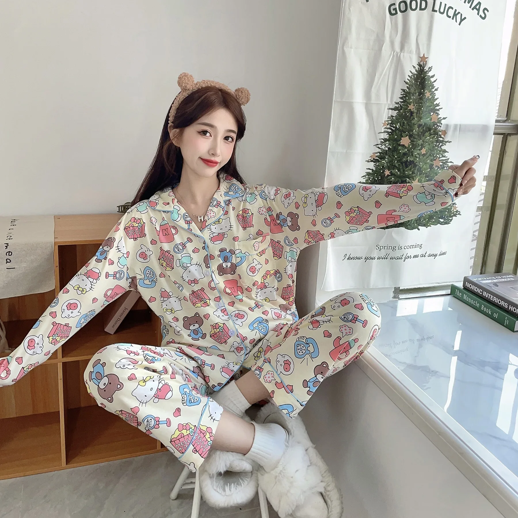 

New Sanrio Hello Kitty Cute Pajamas Spring Fall Models Long-sleeved Pants Suit Kawaii Can Be Worn Outside Comfortable Home Wear