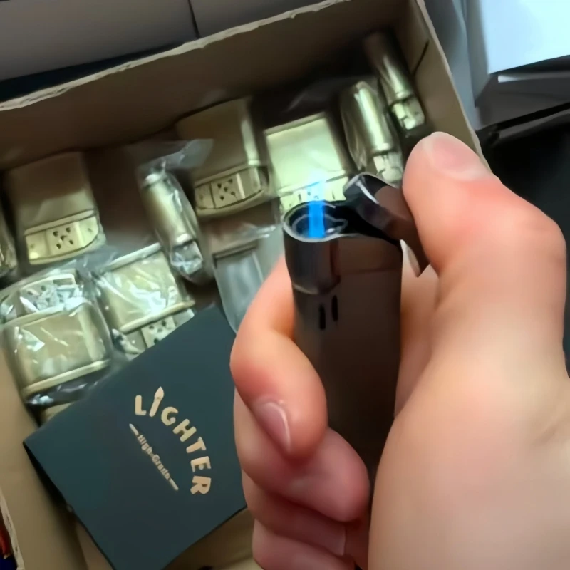 

Metal Mini Windproof Spray Blue Flame Turbo Inflatable Torch Lighter with Visible Windows Portable Cigar Lighter Men's Gift