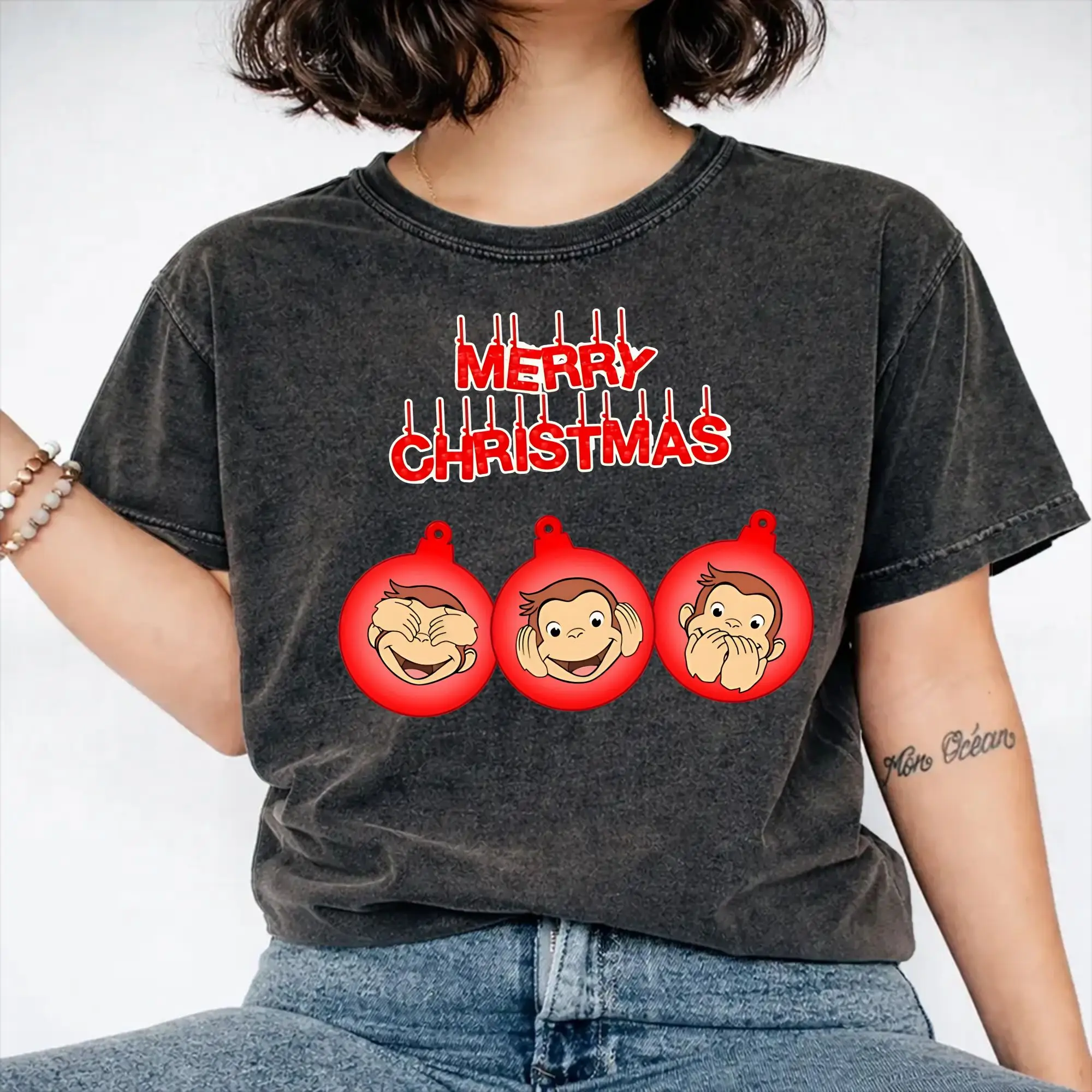 2026 Merry Christmas Curious George Washed Shirt Outfit Harajuku T-Shirt  for Men Women Tees