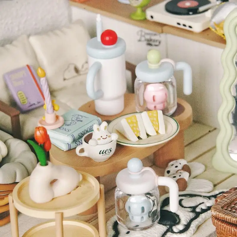 Einzelne Puppenhaus-Thermoskanne im Maßstab 1:6, Miniatur, süßes Kürbisbechermodell, neues Puppenzubehör für Mädchen