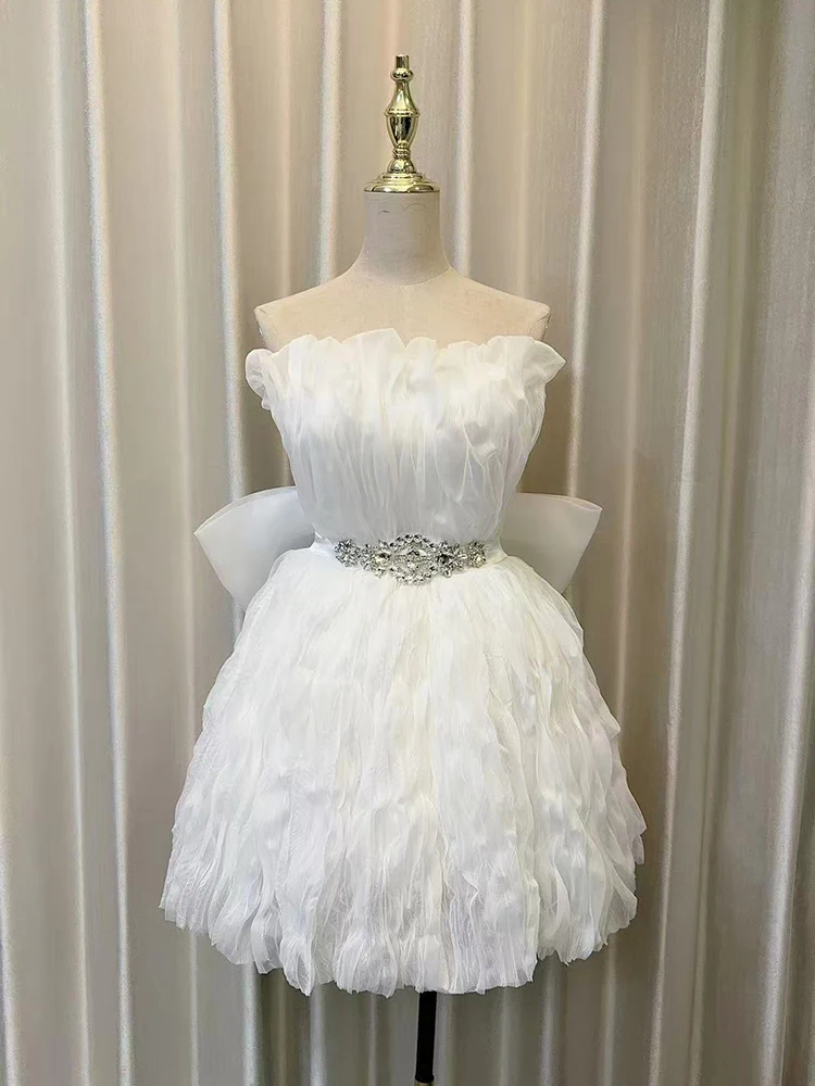 Luxury Bow Diamonds Chest Hugging Dresses Spring Women White Sleeveless Mini Dress New Summer High Waist Lace Up Strapless Dress