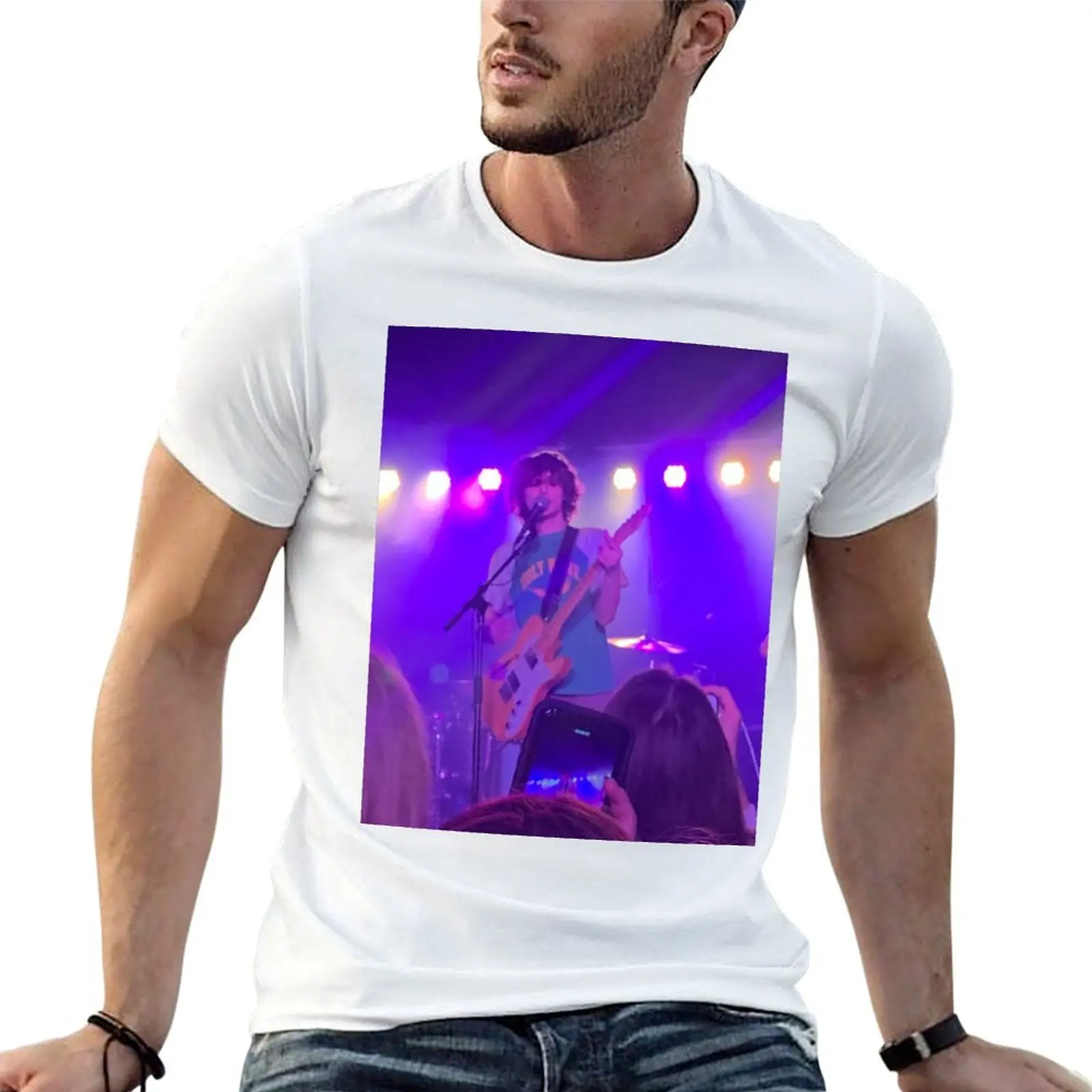 Finn Wolfhard T-Shirt Funny t-shirts cotton graphic tees cotton t shirt men