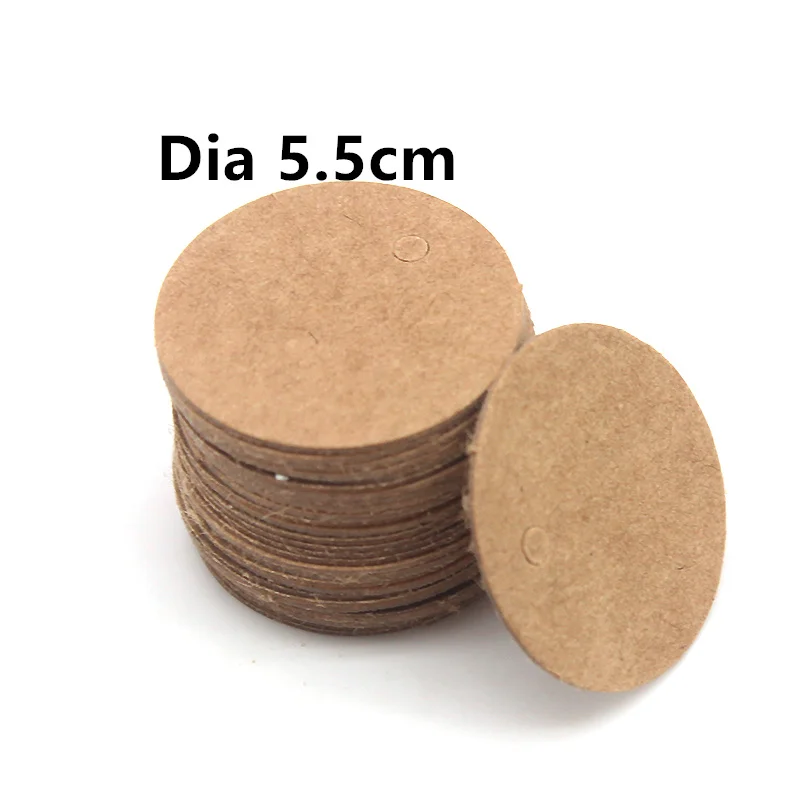 100 adet 5.5cm beyaz siyah kahverengi Kraft kağıt boş daire yuvarlak ambalaj askılı etiketler düğün/parti şeker kutuları fiyat etiketleri etiketleri