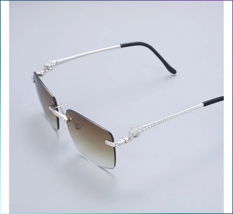 Pass Tester Occhiali di lusso Acciaio inossidabile Impostazione fatta a mano VVS Moissanite Diamond Iced Out For Women Shades Occhiali da sole da