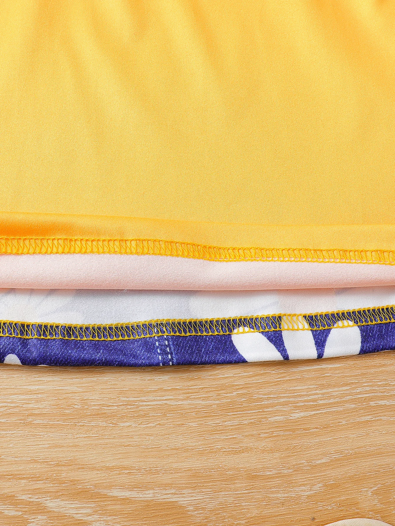 طفلة لطيف الصيف قطعة واحدة وهمية قطعتين حزام الكرتون النحل زهرة تقليد فستان رعاة البقر