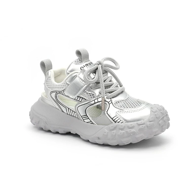 Kinder hohle Sports andalen 2024 Sommer neue Mädchen Netz oberfläche atmungsaktive Papa Schuhe Jungen Baotou Strands chuhe