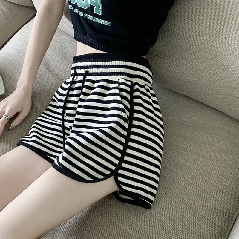 Pantalones cortos para mujer japonés Mori Retro lino cintura alta ajuste holgado bordado Sakura algodón encaje a cuadros minimalista verano Look Grils