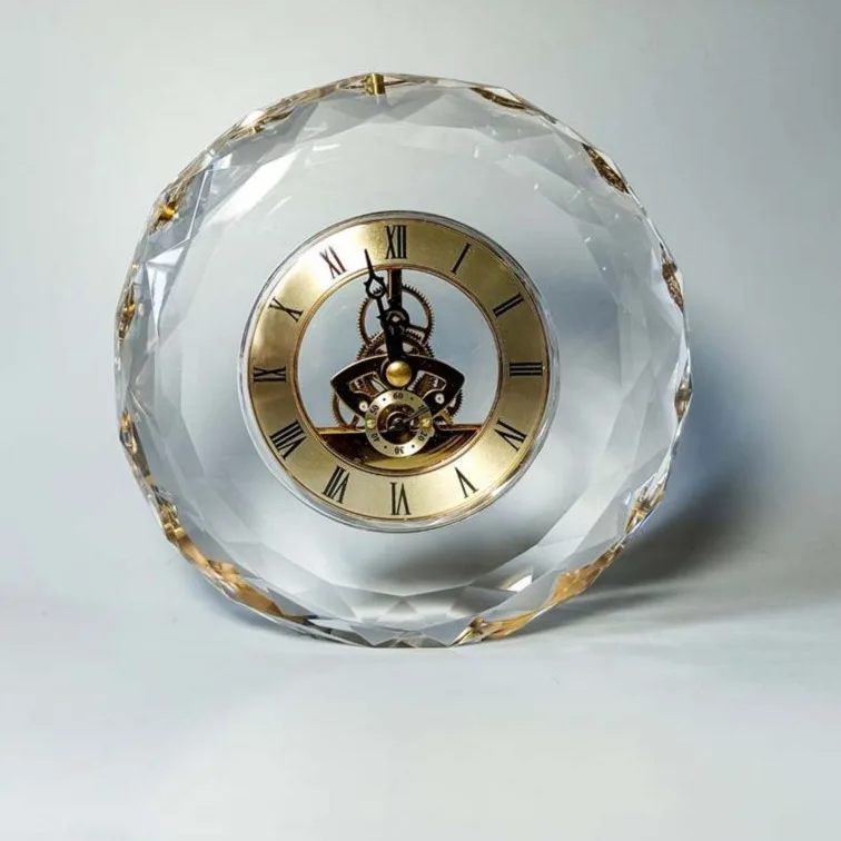 Crystal mechanical seat clock, business gifts, light luxury engraving, desktop ornaments, free design lettering factory straight
