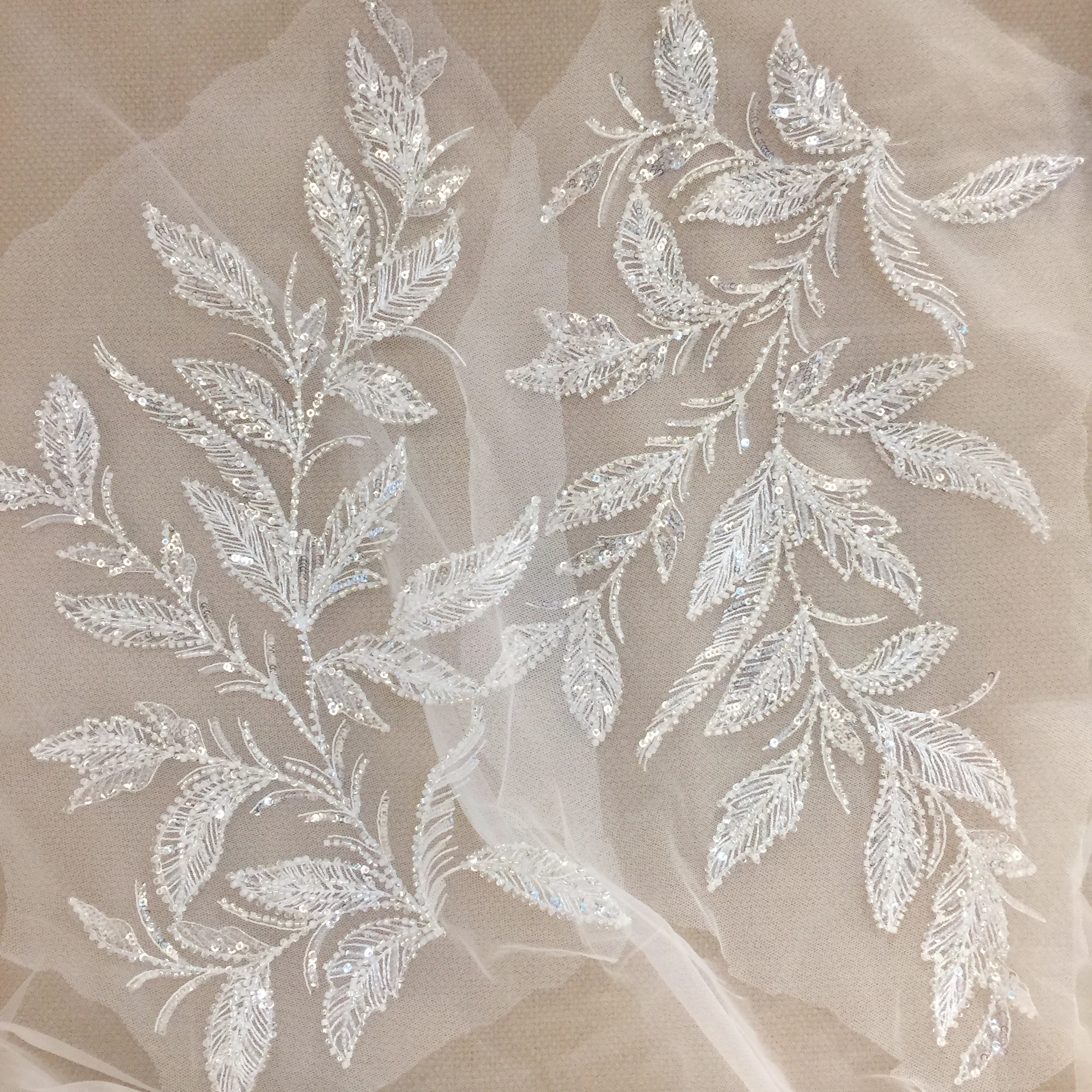 Embroidered Cloth Stickers for Wedding Dress, 3D Beaded Sequins, Lace Leaves, Ivory Flower, Children\'s Clothing Accessories, New