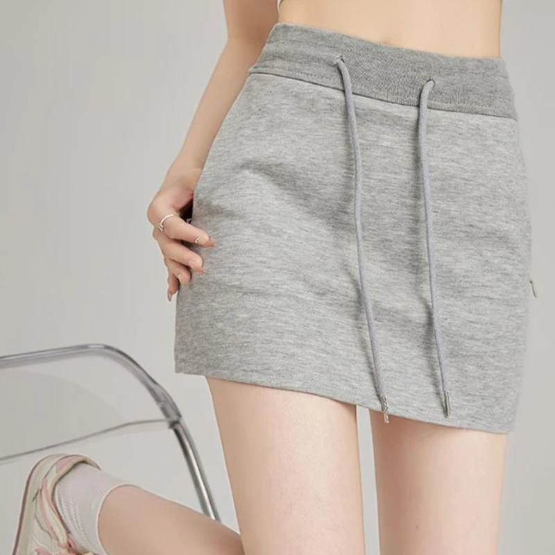 2025 الصيف الفتيات شيك عالية الخصر رقيقة التنانير النساء مريحة الترفيه فستان قصير سيدة الموضة موجزة ألف خط التنانير الرمادية #5