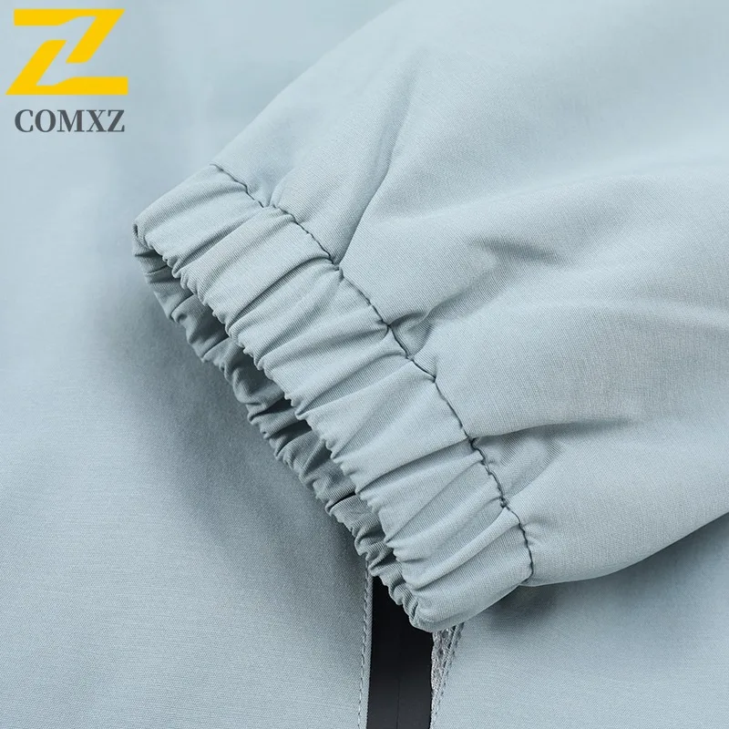 COMXZ 가을 겨울 후드 스탠드 칼라 재킷 남성 방수 방풍 미니멀리스트 올매치 고품질 코트 남성용 윈드브레이커