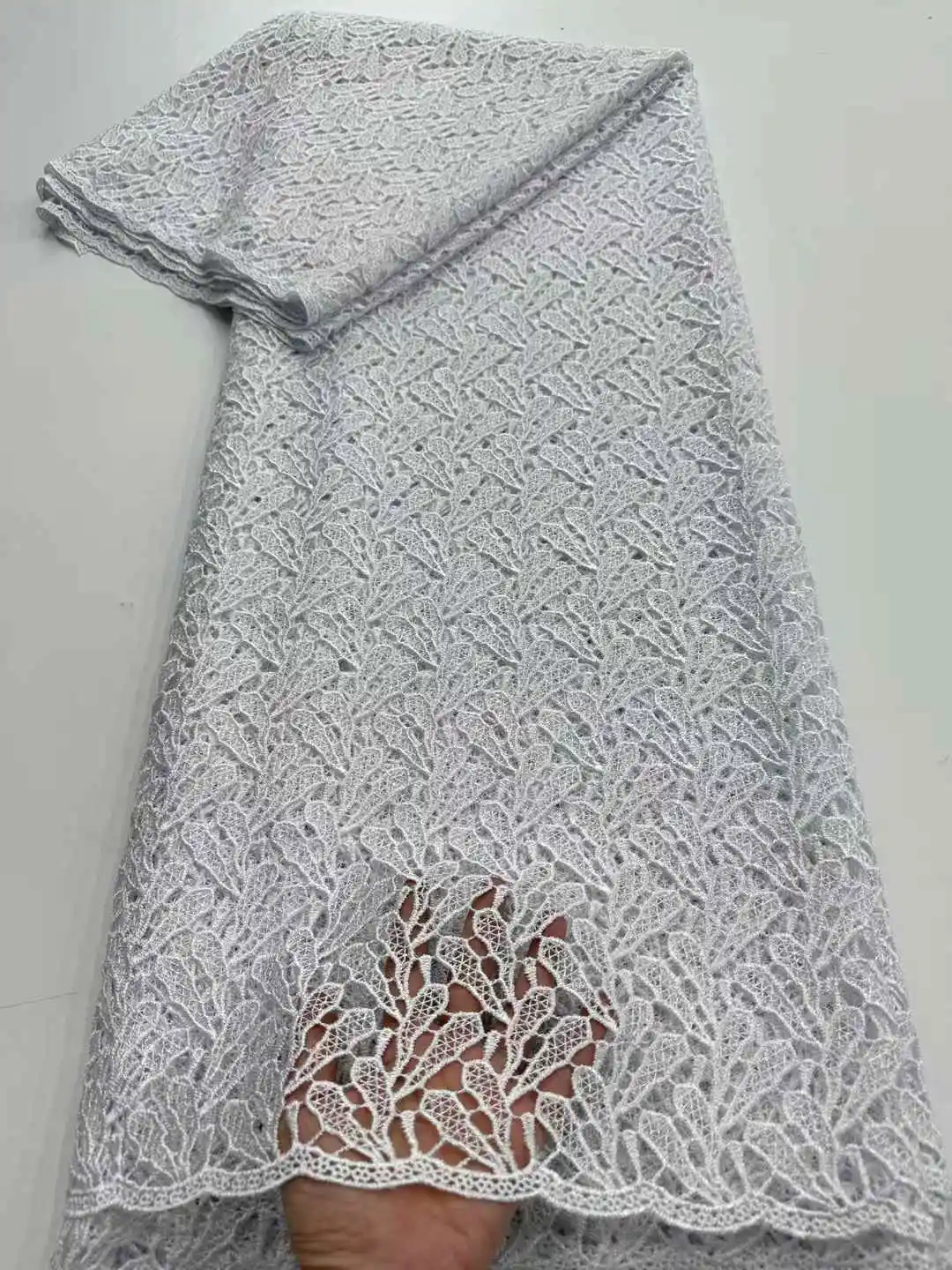 

2025 African French Nigerian High End Guipure Lace Fabric Mesh for Embroiderg Wedding Party Bride Sewing Dress