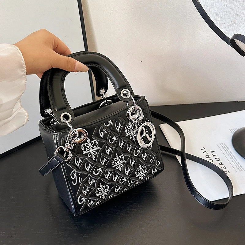 

Лучшая сумка-тоут Superstar Show большой вместимости для женщин и бизнеса с ремешком через плечо и минималистским элегантным эффектом