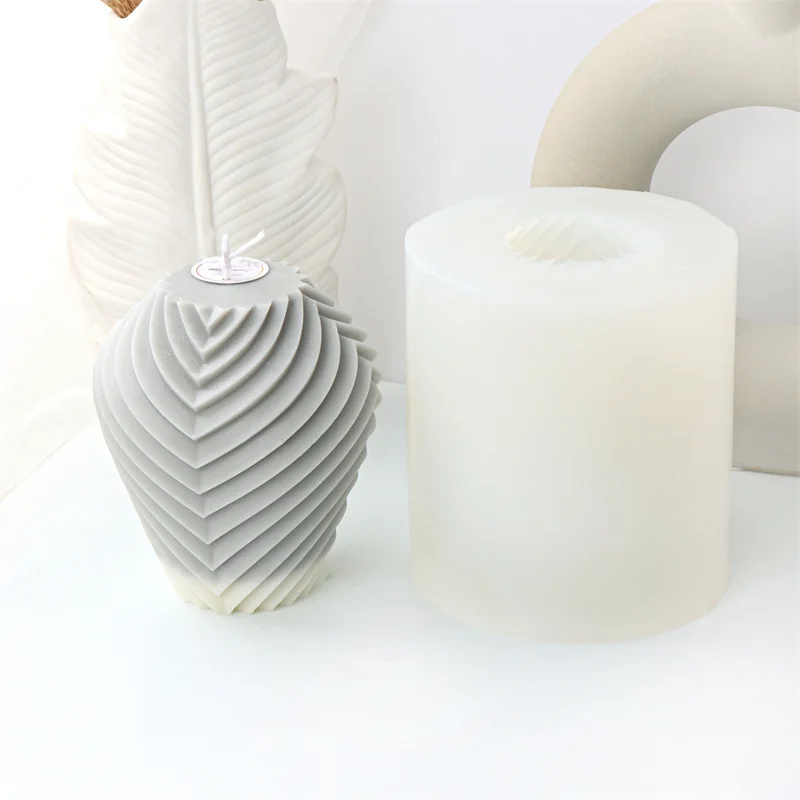 V-shaped Striped Vase Shape Candle Silicone Mold Gypsum form Carving Art Aromatherapy Plaster Home Decoration Mold Gift Handmade