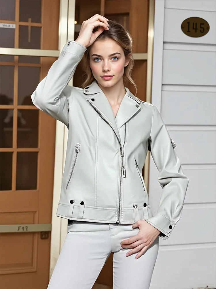 سترة جلدية بنمط جديد للخريف بدلة دراجة نارية عصرية ذات طية صدر السترة سترة قصيرة من جلد البولي يوريثان سترة جلدية مغسولة سترة جلدية نسائية